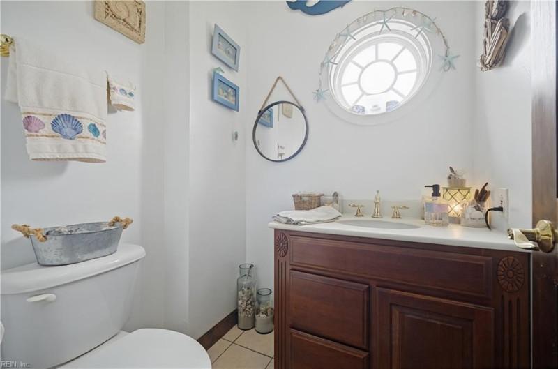 Photo 29 of 33 residential for sale in Currituck County virginia