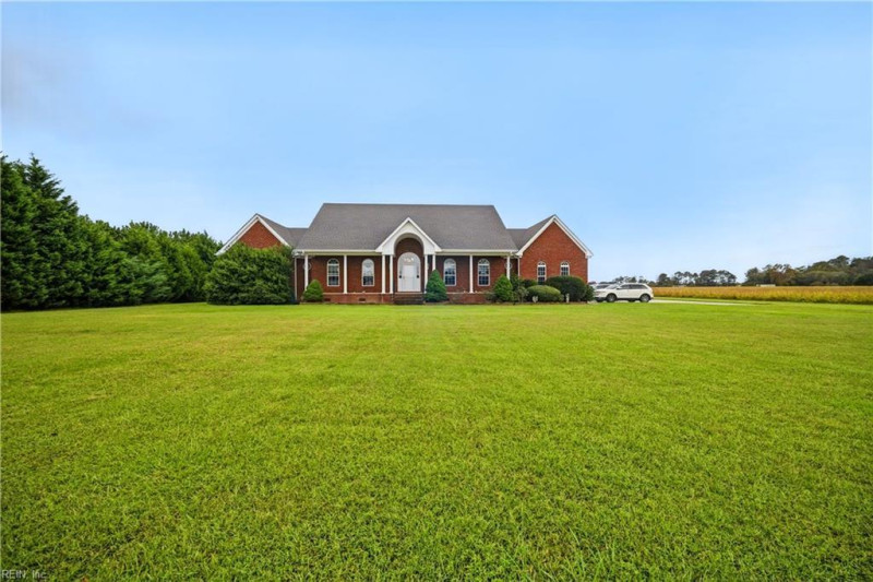 Photo 3 of 33 residential for sale in Currituck County virginia