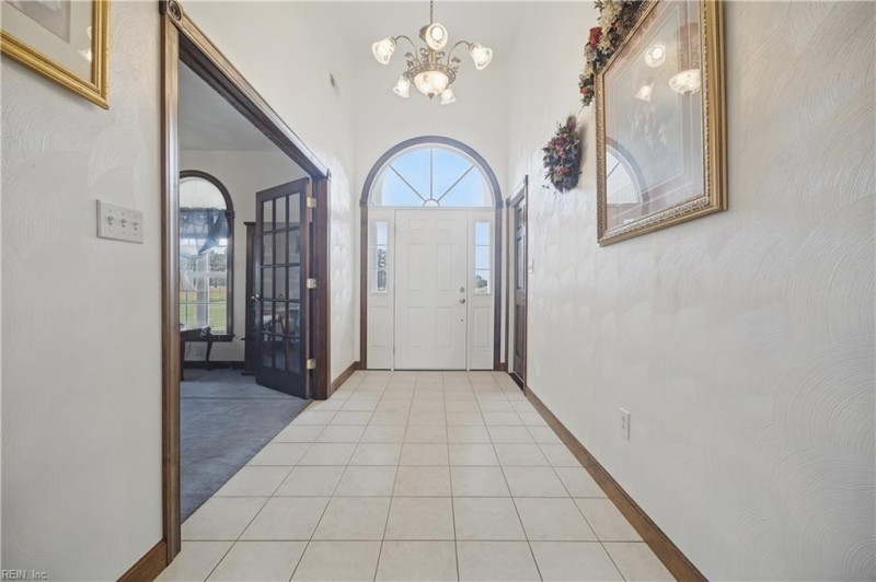 Photo 4 of 33 residential for sale in Currituck County virginia