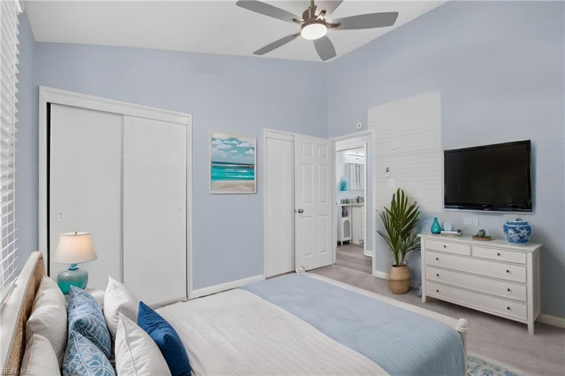 Photo 10 of 30 residential for sale in Newport News virginia