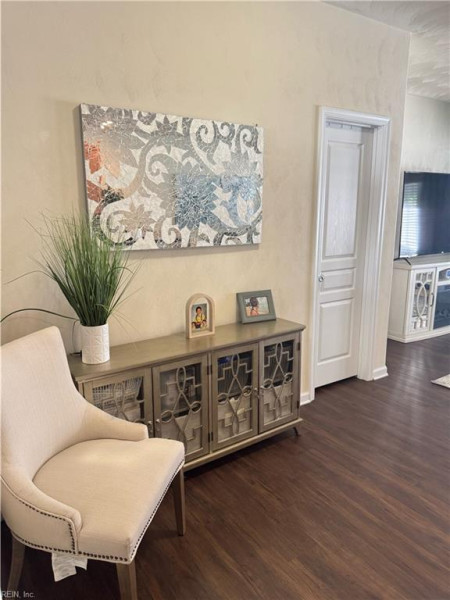 Photo 10 of 23 residential for sale in Virginia Beach virginia