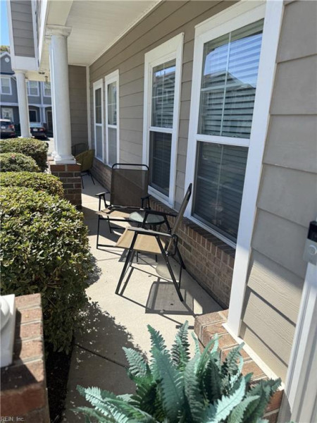 Photo 3 of 23 residential for sale in Virginia Beach virginia