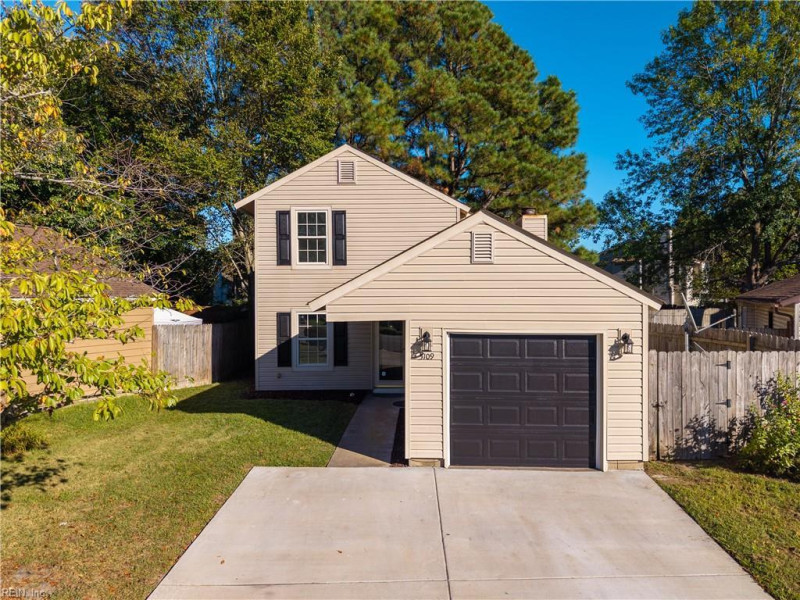 Photo 2 of 36 residential for sale in Virginia Beach virginia