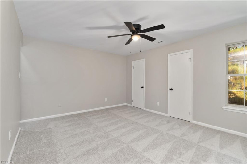 Photo 25 of 36 residential for sale in Virginia Beach virginia