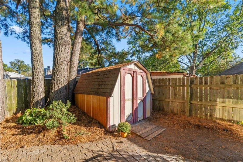 Photo 29 of 36 residential for sale in Virginia Beach virginia