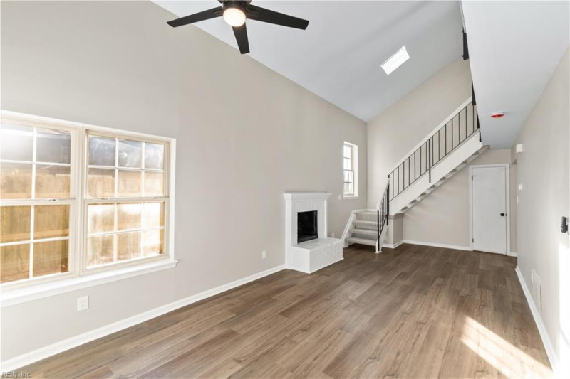 Photo 9 of 36 residential for sale in Virginia Beach virginia