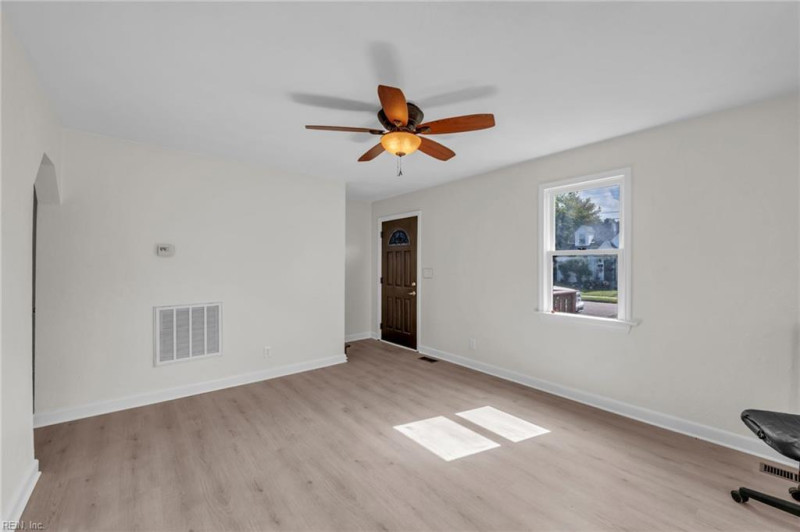 Photo 4 of 34 residential for sale in Norfolk virginia Photo 4 of 34 residential for sale in Norfolk virginia