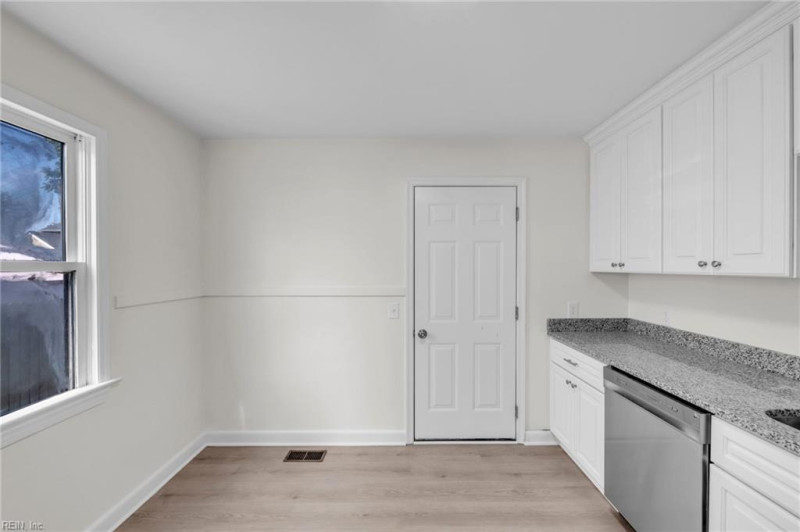 Photo 8 of 34 residential for sale in Norfolk virginia Photo 8 of 34 residential for sale in Norfolk virginia