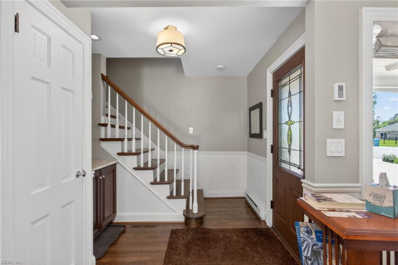 Photo 5 of 48 residential for sale in Virginia Beach virginia
