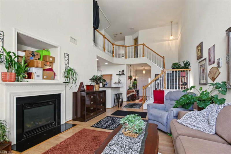 Photo 10 of 35 residential for sale in Chesapeake virginia