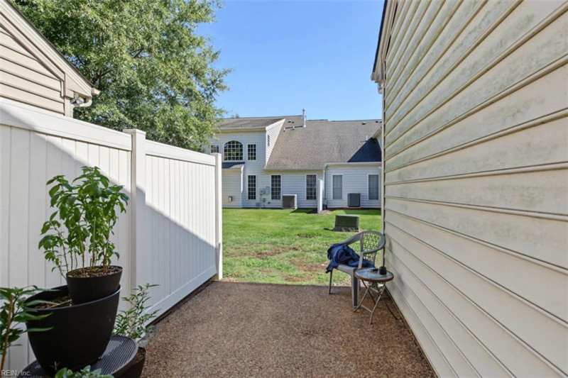Photo 28 of 35 residential for sale in Chesapeake virginia