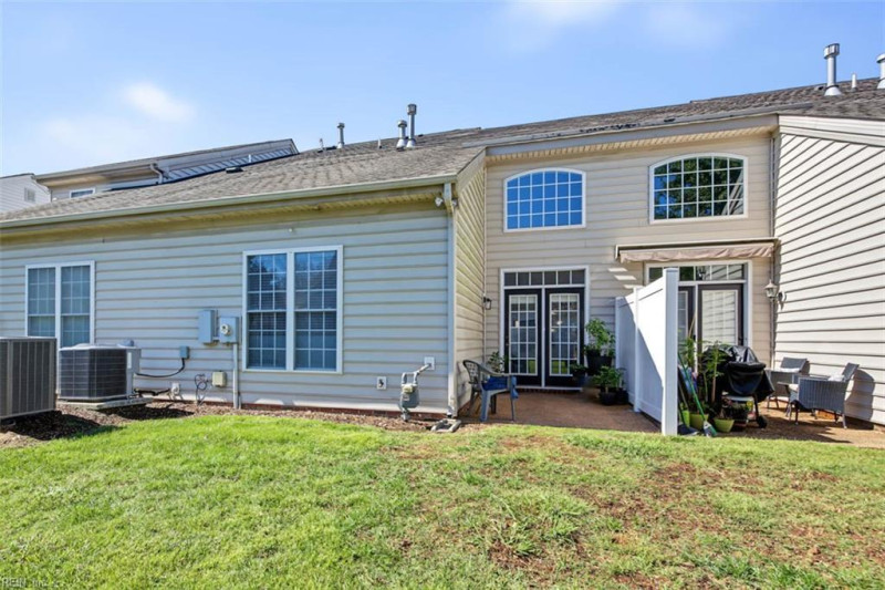Photo 29 of 35 residential for sale in Chesapeake virginia