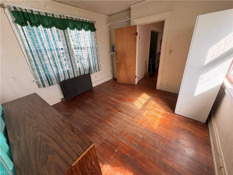 Photo 10 of 13 residential for sale in Norfolk virginia Photo 10 of 13 residential for sale in Norfolk virginia
