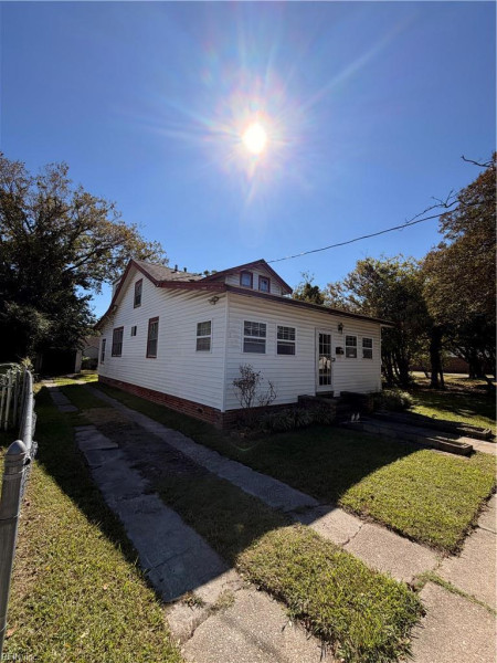 Photo 3 of 13 residential for sale in Norfolk virginia Photo 3 of 13 residential for sale in Norfolk virginia