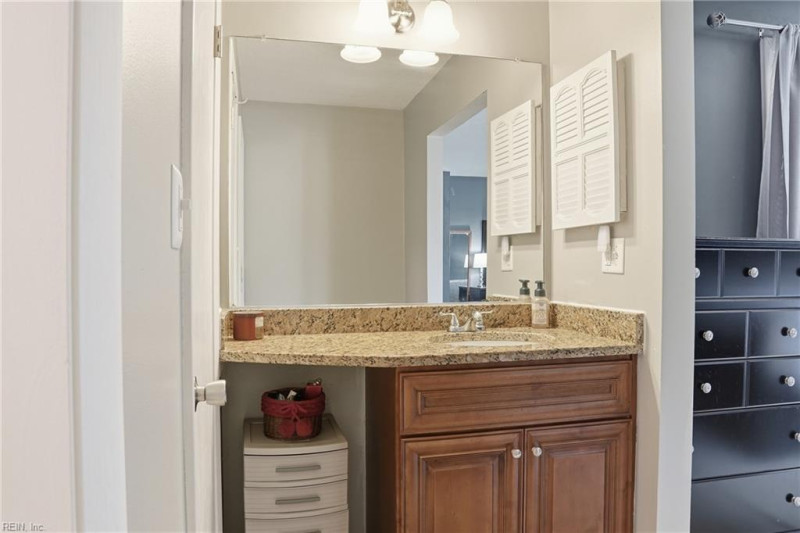Photo 16 of 34 residential for sale in Virginia Beach virginia