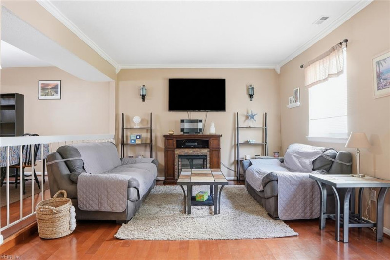 Photo 7 of 34 residential for sale in Virginia Beach virginia