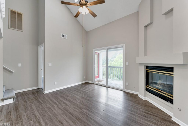 Photo 13 of 30 residential for sale in Virginia Beach virginia