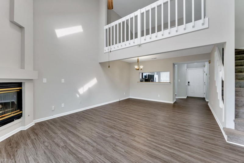 Photo 14 of 30 residential for sale in Virginia Beach virginia