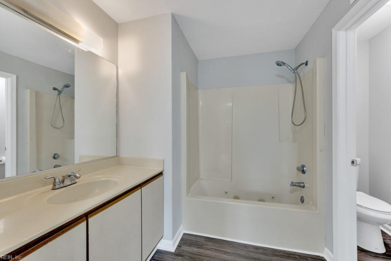 Photo 19 of 30 residential for sale in Virginia Beach virginia