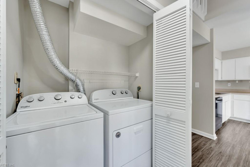 Photo 25 of 30 residential for sale in Virginia Beach virginia