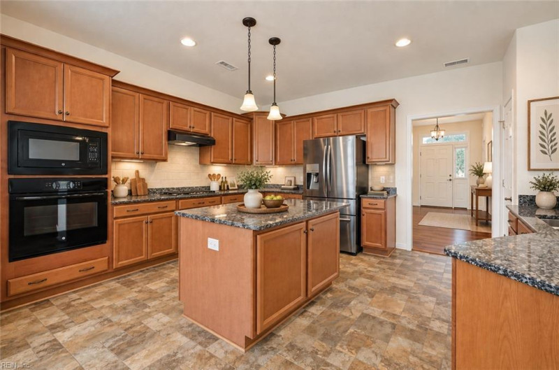 Photo 4 of 50 residential for sale in Chesapeake virginia Photo 4 of 50 residential for sale in Chesapeake virginia