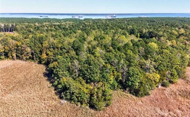 1356 Creekway Drive, Isle of Wight County, VA 23430