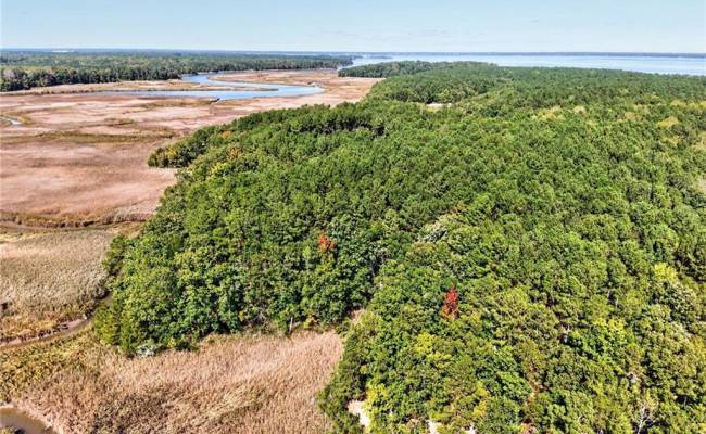14310 Hardys Place, Isle of Wight County, VA 23430