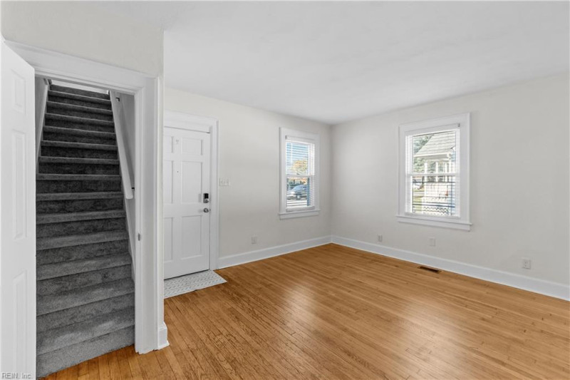 Photo 9 of 29 residential for sale in Portsmouth virginia Photo 9 of 29 residential for sale in Portsmouth virginia