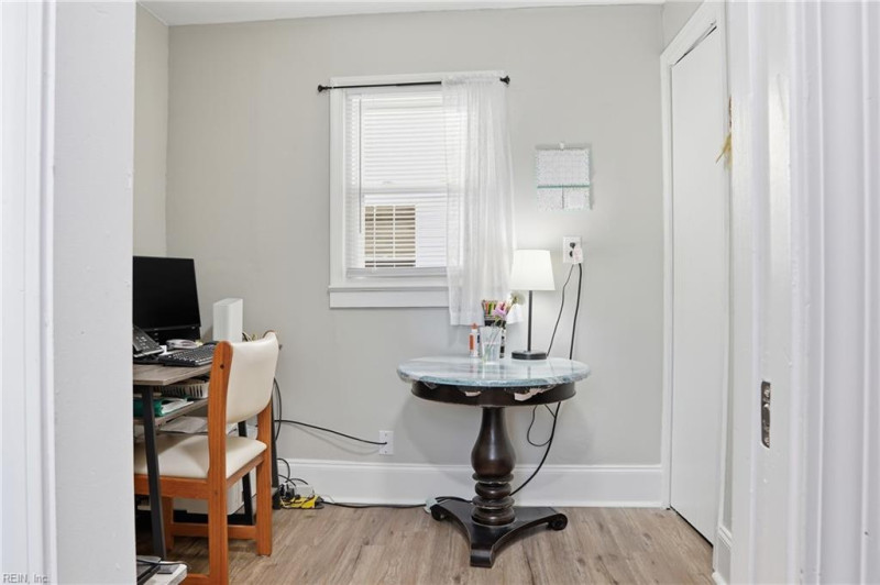 Photo 22 of 31 residential for sale in Portsmouth virginia