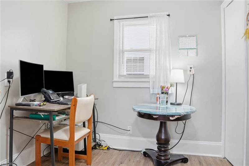 Photo 23 of 31 residential for sale in Portsmouth virginia