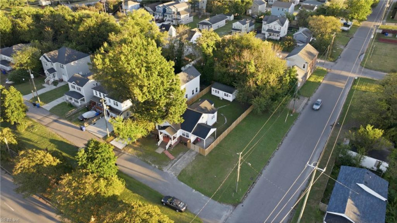 Photo 26 of 31 residential for sale in Portsmouth virginia