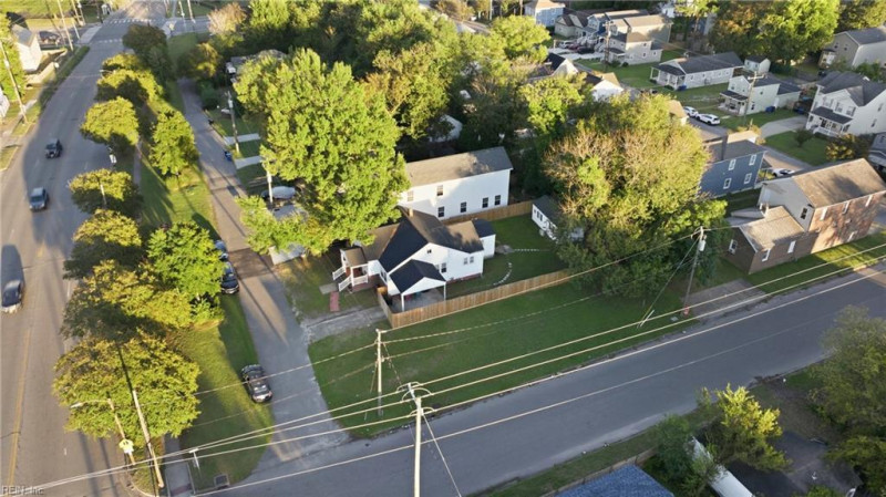 Photo 27 of 31 residential for sale in Portsmouth virginia