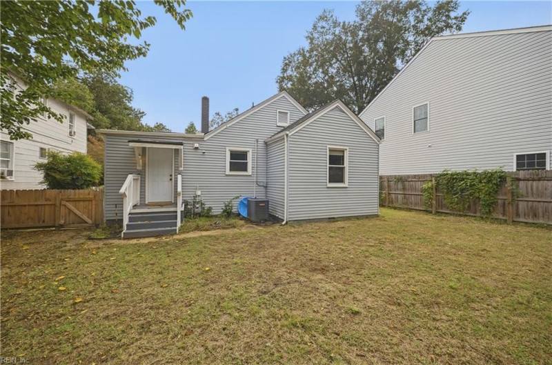 Photo 17 of 23 residential for sale in Norfolk virginia