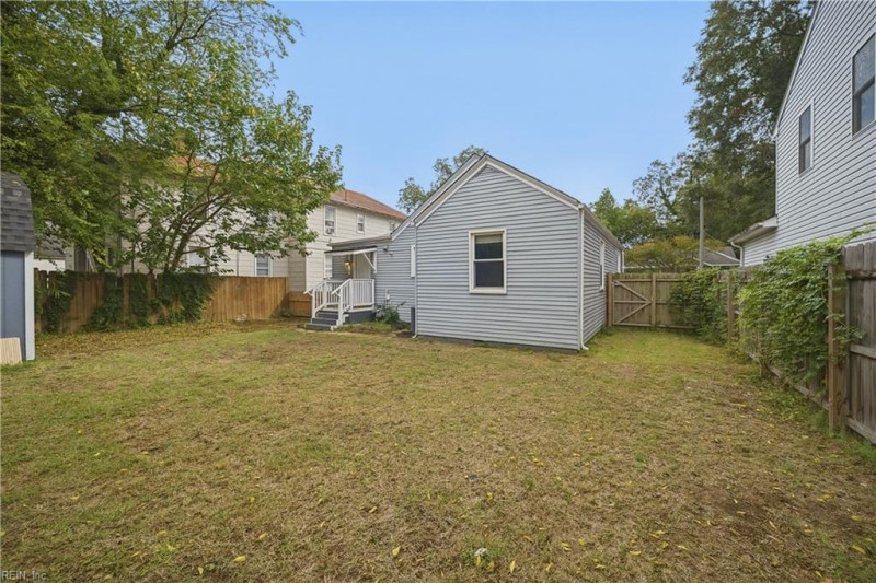 Photo 19 of 23 residential for sale in Norfolk virginia