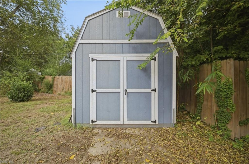 Photo 21 of 23 residential for sale in Norfolk virginia
