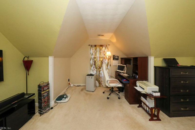 Photo 28 of 47 residential for sale in Chesapeake virginia