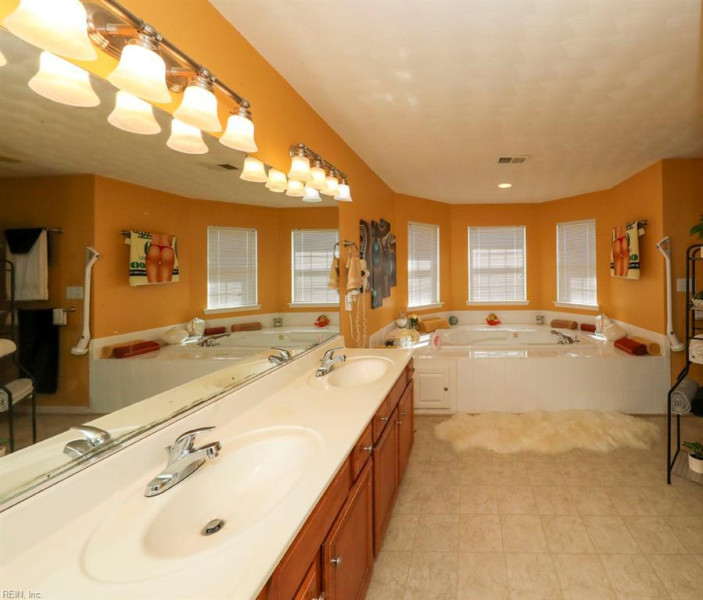 Photo 32 of 47 residential for sale in Chesapeake virginia