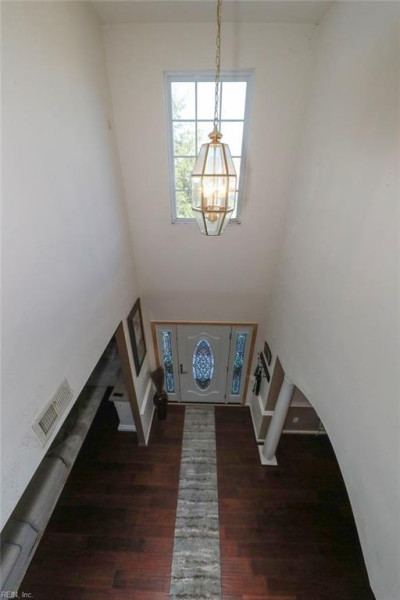 Photo 4 of 47 residential for sale in Chesapeake virginia