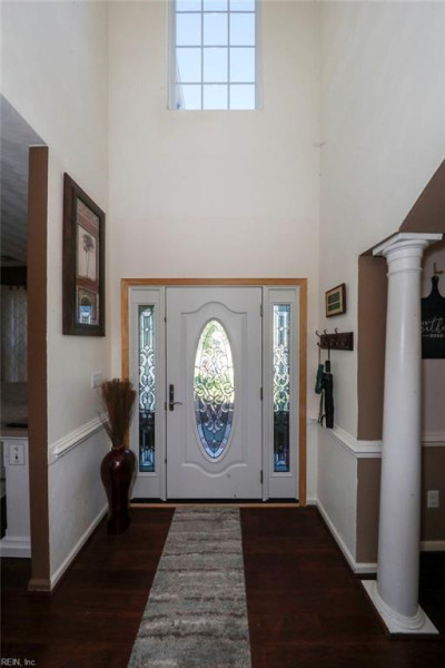 Photo 5 of 47 residential for sale in Chesapeake virginia