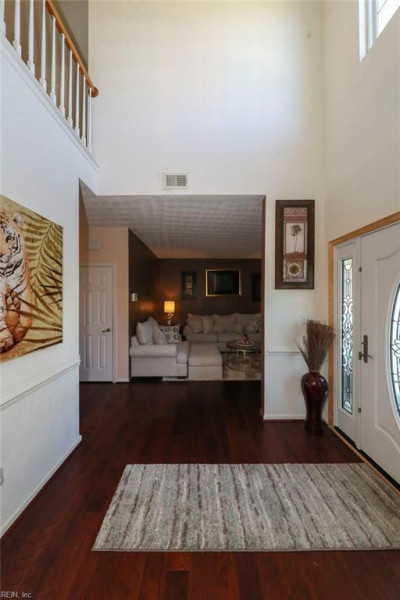 Photo 8 of 47 residential for sale in Chesapeake virginia