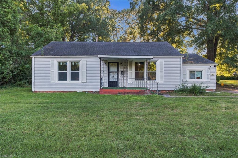 Photo 2 of 39 residential for sale in Norfolk virginia