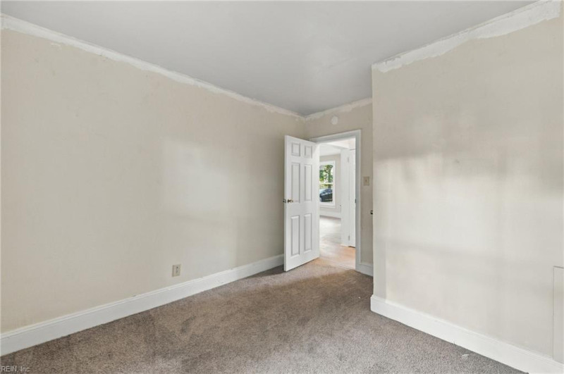Photo 23 of 39 residential for sale in Norfolk virginia