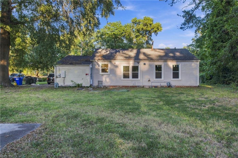 Photo 32 of 39 residential for sale in Norfolk virginia