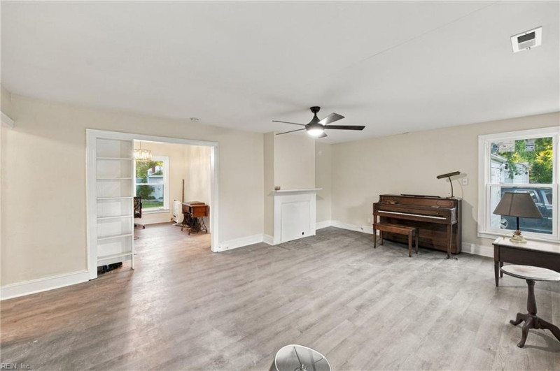Photo 9 of 39 residential for sale in Norfolk virginia