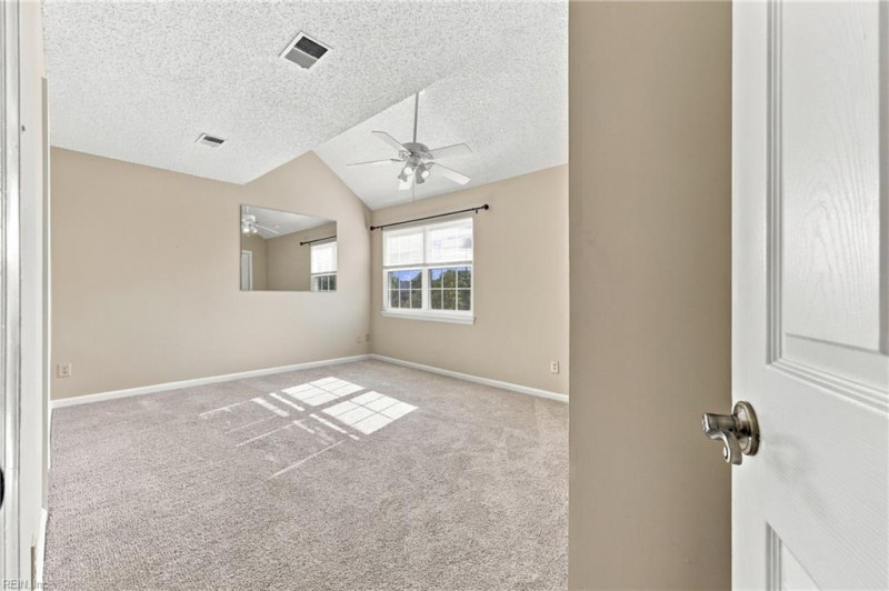 Photo 15 of 28 residential for sale in Virginia Beach virginia