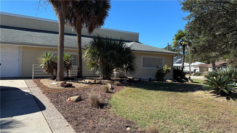 Photo 2 of 6 residential for sale in Virginia Beach virginia