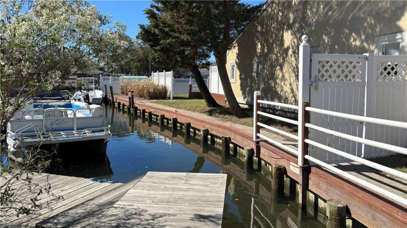 Photo 3 of 6 residential for sale in Virginia Beach virginia