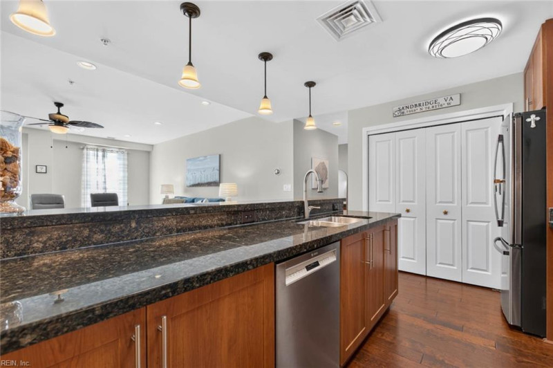 Photo 13 of 46 residential for sale in Virginia Beach virginia