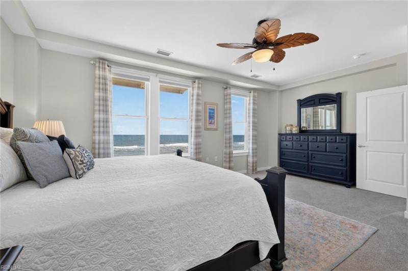 Photo 17 of 46 residential for sale in Virginia Beach virginia