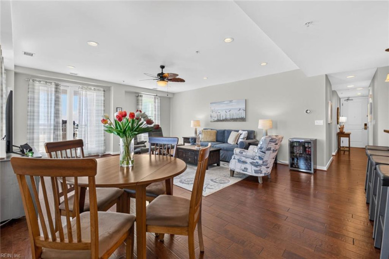 Photo 5 of 46 residential for sale in Virginia Beach virginia